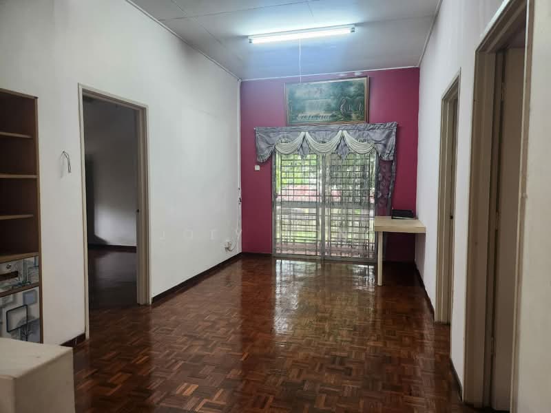 Kota Kemuning untuk Untuk Dijual - RM 880,000, Mac 2026 - Living Room - PropertyGuru.com.my