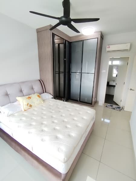 Apartment for Rent at Idaman Residence - John Lim - Bedroom - PropertyGuru.com.my