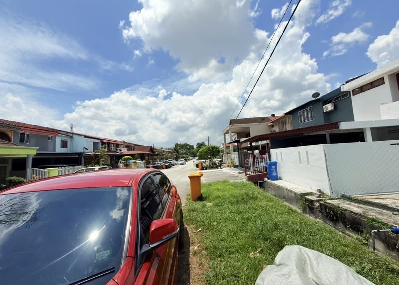 2-storey Terraced House for Sale in Shah Alam (Selangor) - Farah Rasul - Exterior - PropertyGuru.com.my