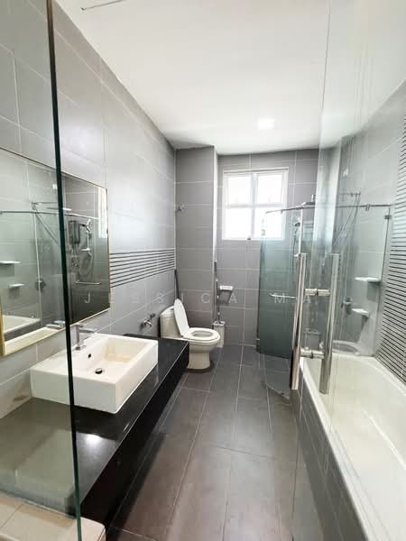 Semi-Detached House for Rent in Cahaya Kota Puteri (Masai) - Jessica Ma - Bathroom - PropertyGuru.com.my