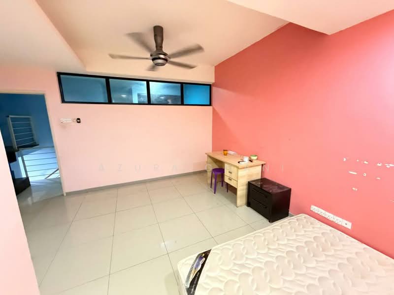 Townhouse for Sale in Teluk Kumbar (Penang) - Azura Ghani - Bedroom - PropertyGuru.com.my