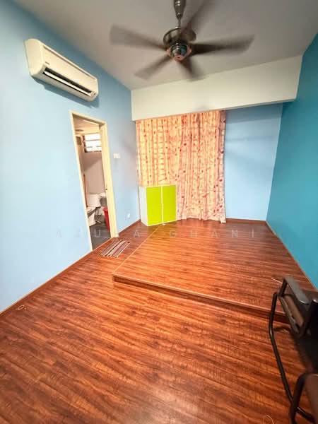 Townhouse for Sale in Teluk Kumbar (Penang) - Azura Ghani - Interior - PropertyGuru.com.my