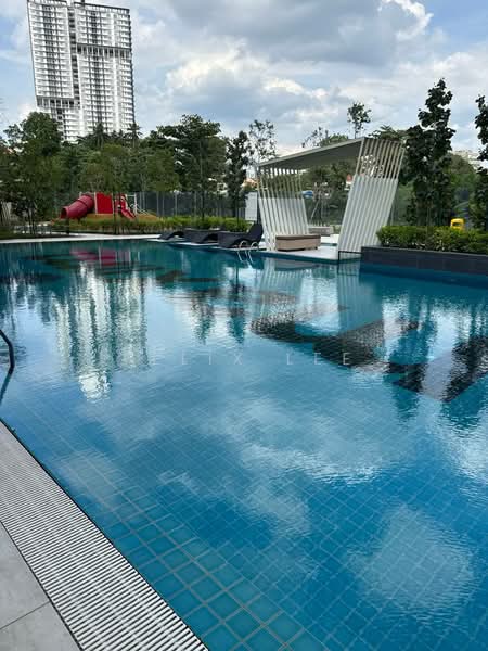 Apartment for Rent at Residensi Max - Felix Lee - Pool - PropertyGuru.com.my