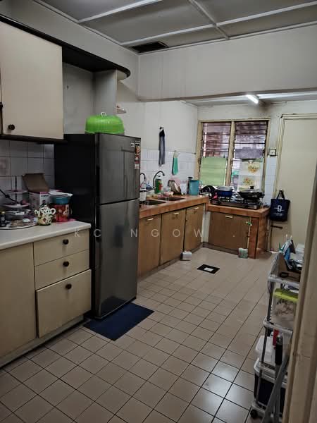 USJ 2 untuk Untuk Dijual - RM 660,000, Mac 2026 - Kitchen - PropertyGuru.com.my