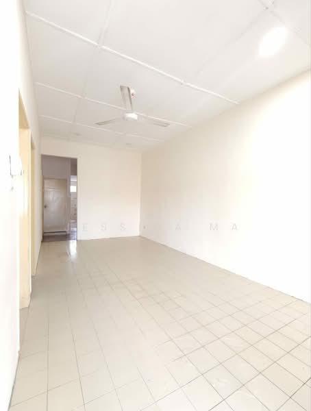 1-storey Terraced House for Rent in Taman Johor Jaya (Johor Bahru) - Jessica Ma - Interior - PropertyGuru.com.my