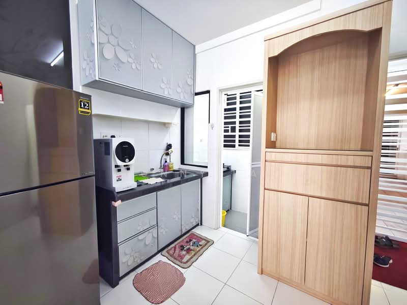 Condominium for Rent at TRI PINNACLE - Sunny Lai - Kitchen - PropertyGuru.com.my