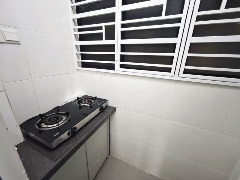 Condominium for Rent at TRI PINNACLE - Sunny Lai - Kitchen - PropertyGuru.com.my