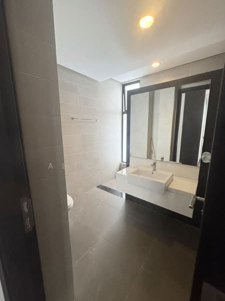 Avira Medini Iskandar untuk Untuk Dijual - RM 1,200,000, Mac 2026 - Bathroom - PropertyGuru.com.my