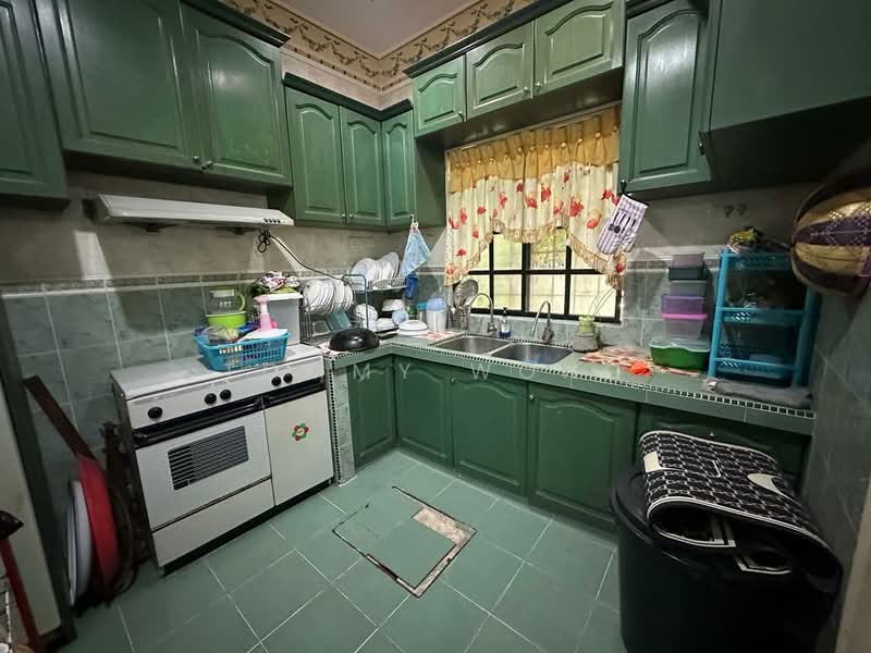 Taman Rakan untuk Untuk Dijual - RM 608,000, Mac 2026 - Kitchen - PropertyGuru.com.my