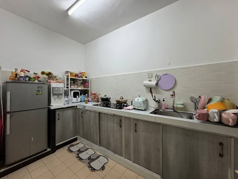 Apartment for Sale at Residensi Bistaria - Noor Hidayah Mohamad Noor - Kitchen - PropertyGuru.com.my