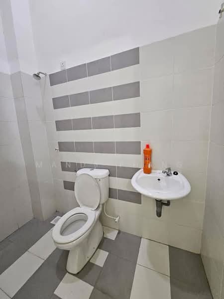 Semi-Detached House for Rent in Tasek Mutiara (Ipoh) - Mandy Phang - Bathroom - PropertyGuru.com.my