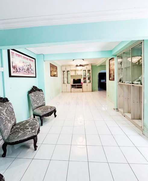 2-storey Terraced House for Sale in Seksyen 19 (Shah Alam) - Nur Alia Omar - Living Room - PropertyGuru.com.my