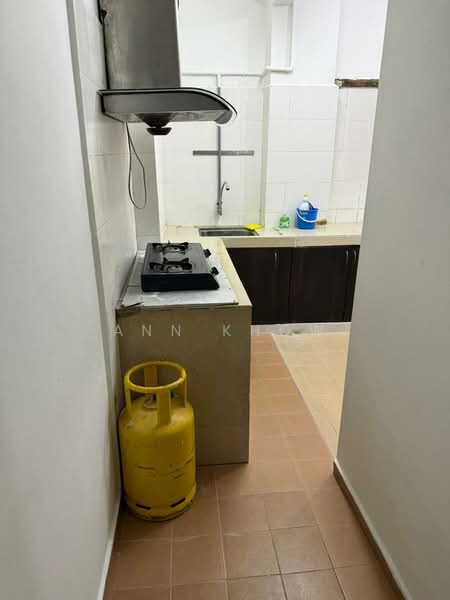 Apartment for Rent at Larkin Indah - Ann Khow - Kitchen - PropertyGuru.com.my