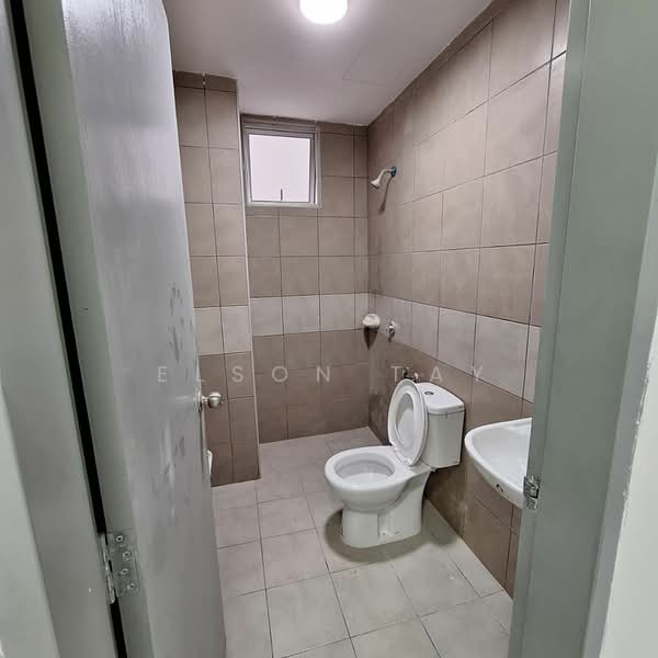 Condominium for Sale at Seri Serindit Residence - Elson Tay - Bathroom - PropertyGuru.com.my