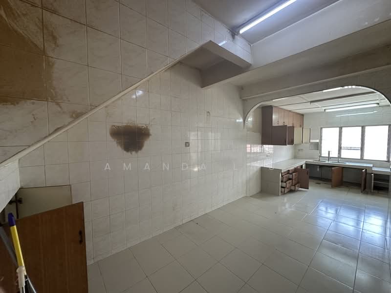 2-storey Terraced House for Sale in Petaling Jaya (Selangor) - Amanda Lau - Kitchen - PropertyGuru.com.my