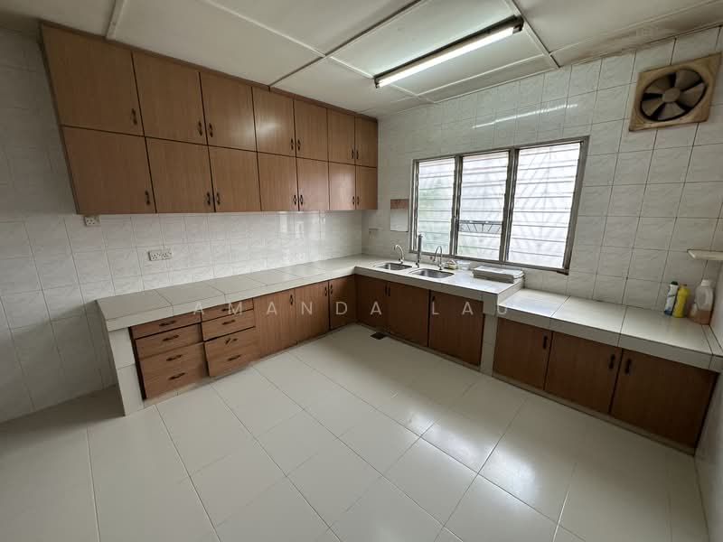 Rumah Teres 2 Tingkat untuk Dijual di Petaling Jaya (Selangor) - Amanda Lau - Kitchen - PropertyGuru.com.my
