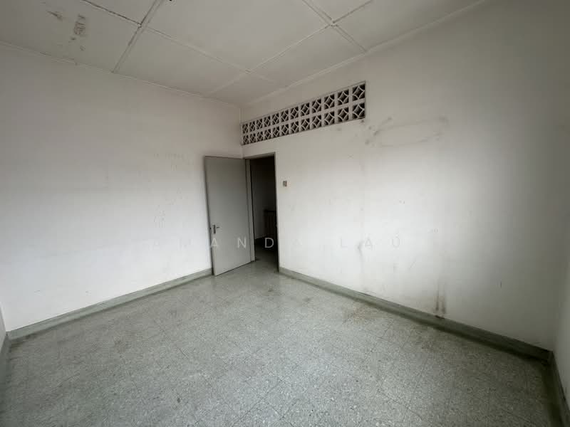 Rumah Teres 2 Tingkat untuk Dijual di Petaling Jaya (Selangor) - Amanda Lau - 3rd Bedroom (1st Floor) - PropertyGuru.com.my