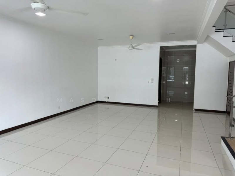 2-storey Terraced House for Sale in Setia Alam (Selangor) - Mason Chiah - Living Room - PropertyGuru.com.my