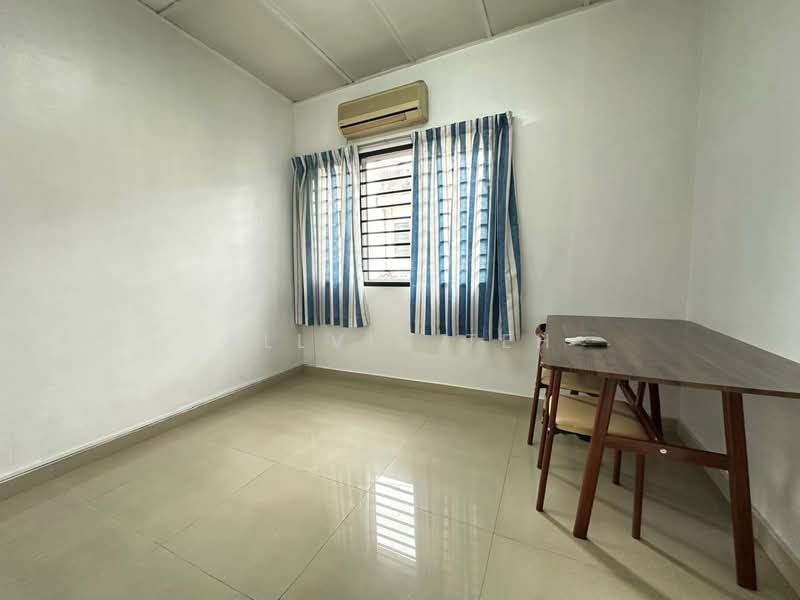 Rumah Teres 2 Tingkat untuk Disewa di PJS 10 - Allvin Teh - Dining Room - PropertyGuru.com.my