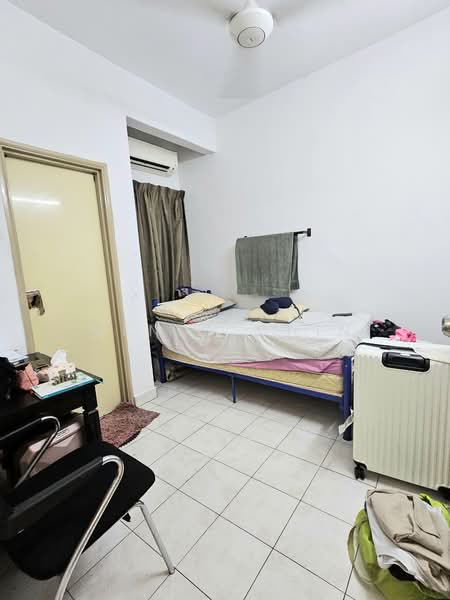 2-storey Terraced House for Sale in Taman Putra Prima (Puchong) - Wendy Chin - Bedroom - PropertyGuru.com.my