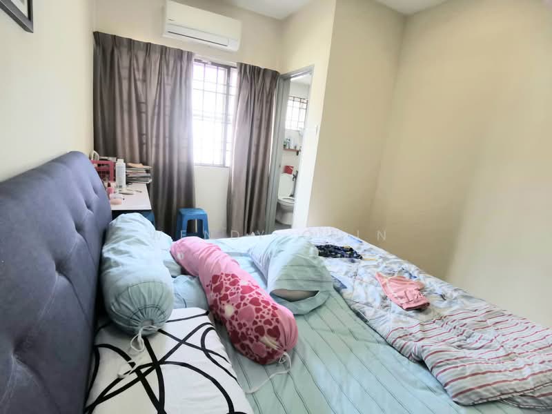 2-storey Terraced House for Sale in Taman Putra Prima (Puchong) - Wendy Chin - Bedroom - PropertyGuru.com.my