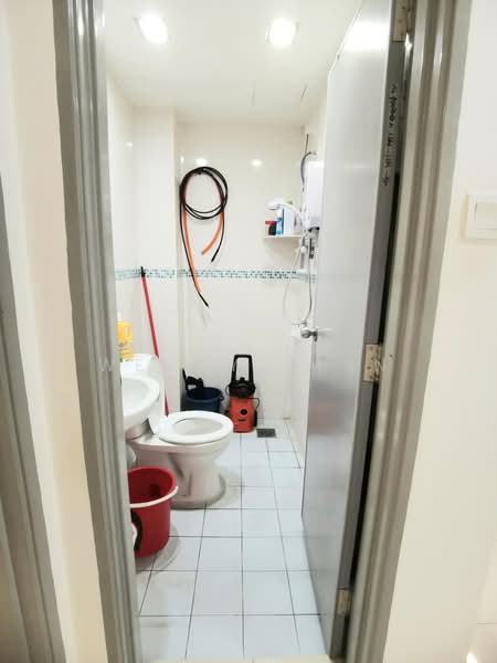 2-storey Terraced House for Sale in Taman Putra Prima (Puchong) - Wendy Chin - Bathroom - PropertyGuru.com.my