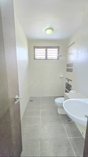 Alam Impian untuk Untuk Dijual - RM 1,100,000, Mac 2026 - Bathroom - PropertyGuru.com.my