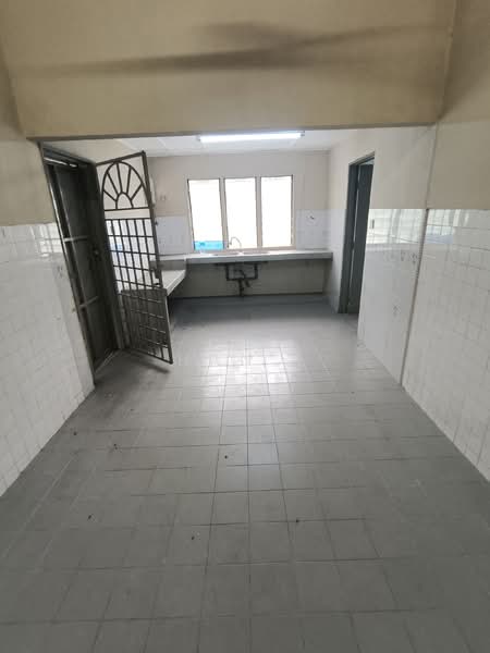 1-storey Terraced House for Sale in Puchong Perdana (Selangor) - Han . - Kitchen - PropertyGuru.com.my