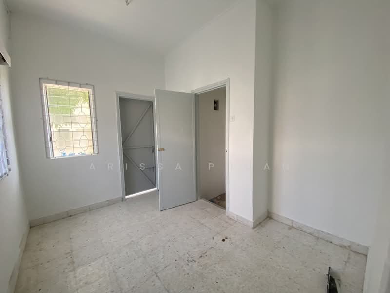 Semi-Detached House for Rent in Tanjung Tokong (Penang) - Arissa Phuan - Interior - PropertyGuru.com.my