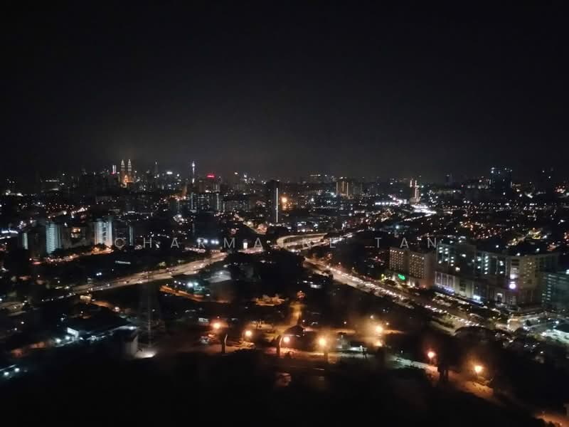 Lakeville Residence untuk Untuk Dijual - RM 500,000, Mac 2026 - View - PropertyGuru.com.my