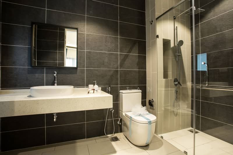 Paragon Suites @ CIQ untuk Untuk Dijual - RM 688,000, Mac 2026 - Bathroom - PropertyGuru.com.my