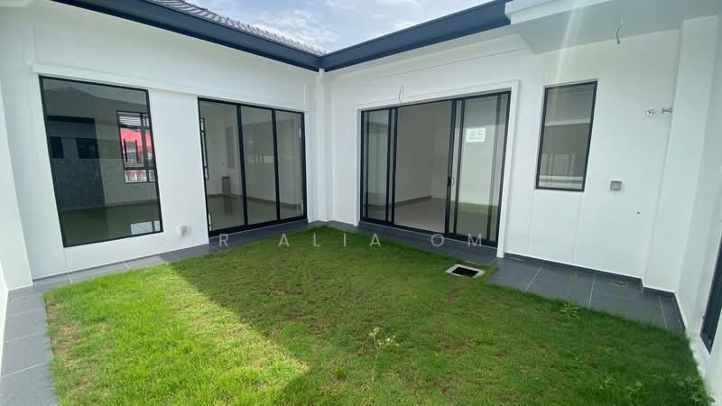 2-storey Terraced House for Sale in Kuala Selangor (Selangor) - Nur Alia Omar - Exterior - PropertyGuru.com.my