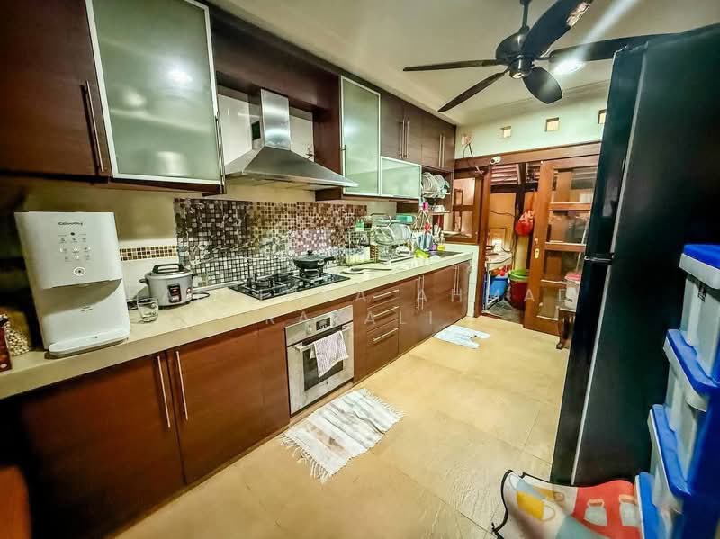 2-storey Terraced House for Sale in Prima Saujana (Kajang) - Haslinda Ahmad Razali - Kitchen - PropertyGuru.com.my