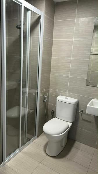Service Residence for Sale at Fera Residence @ The Quartz WM - Azri Zabidin - Bathroom - PropertyGuru.com.my