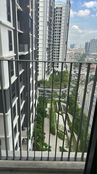 Serviced Residence @ Fera Residence @ The Quartz WM untuk Untuk Dijual - RM 405,000, Apr 2026 - Balcony - PropertyGuru.com.my