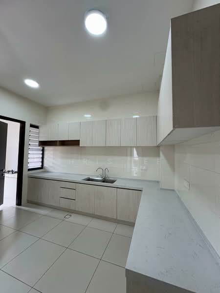 Semi-Detached House for Rent in Telok Panglima Garang (Selangor) - Chris Lee - Kitchen - PropertyGuru.com.my