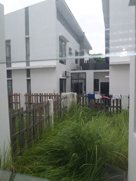 Rumah Berkembar untuk Dijual di Semenyih (Selangor) - Shem . - Exterior - PropertyGuru.com.my