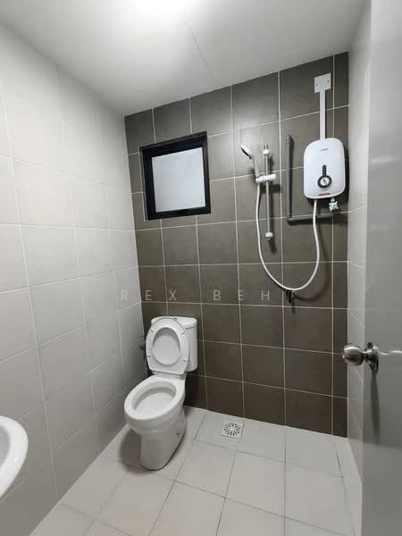 Dezire Hill Residence untuk Untuk Disewa - RM 1,650 /bulan, Mac 2026 - Bathroom - PropertyGuru.com.my