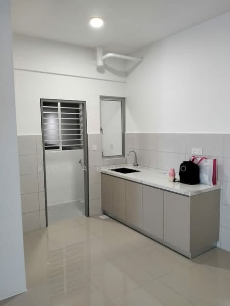 Prestige Residence untuk Untuk Disewa - RM 1,650 /bulan, Apr 2026 - Kitchen - PropertyGuru.com.my