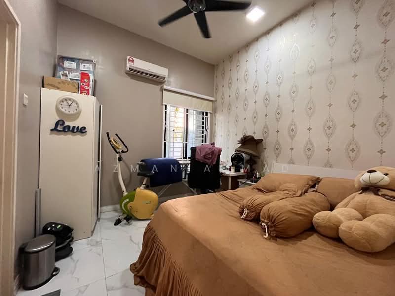 Semi-Detached House for Sale in Seksyen U9 (Shah Alam) - Azman Ahmad - Bedroom - PropertyGuru.com.my