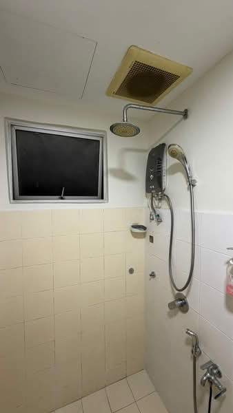 Forest Green untuk Untuk Disewa - RM 800 /bulan, Mac 2026 - Bathroom - PropertyGuru.com.my