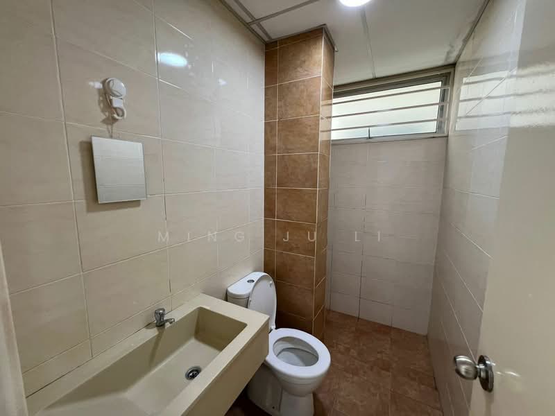 Condominium for Rent at Platinum Lake PV 13 - Ming Ju Li - Bathroom - PropertyGuru.com.my