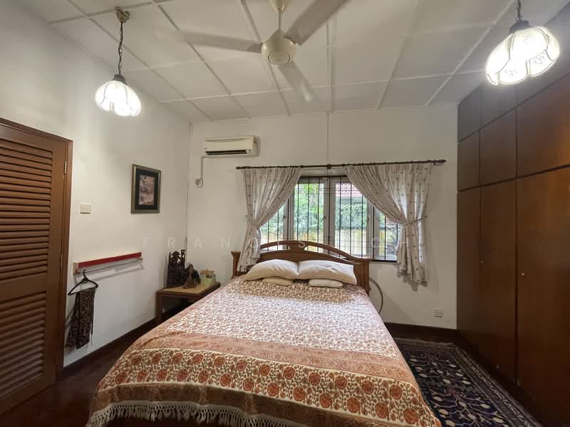 Bungalow for Sale in Bukit Gasing (Petaling Jaya) - Francis Soh - Bedroom - PropertyGuru.com.my