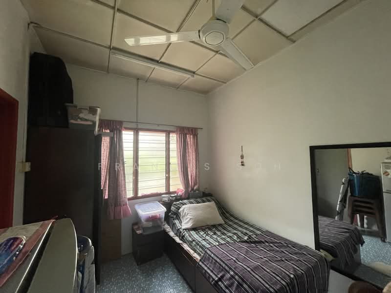 Bungalow for Sale in Bukit Gasing (Petaling Jaya) - Francis Soh - Bedroom - PropertyGuru.com.my
