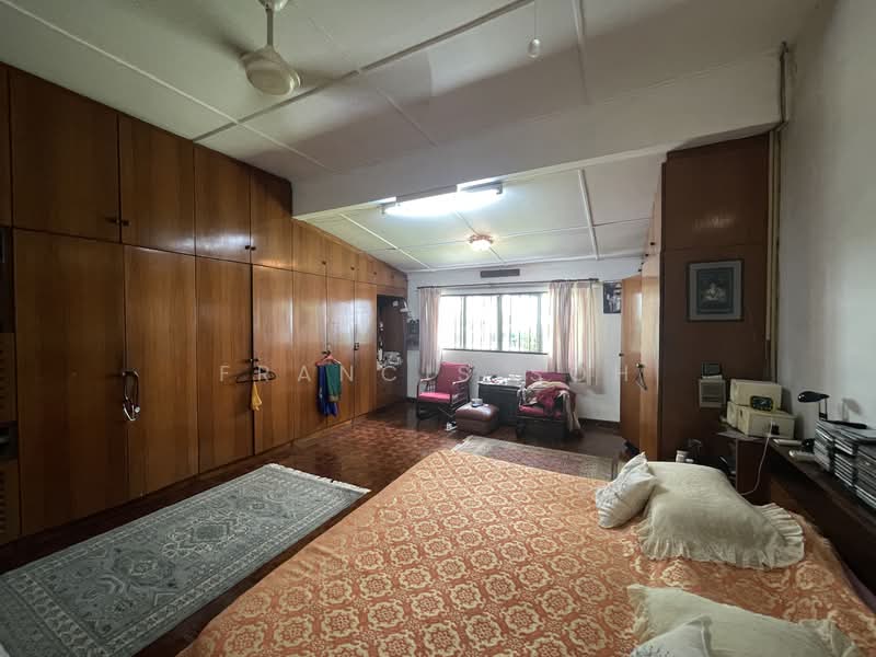 Bungalow for Sale in Bukit Gasing (Petaling Jaya) - Francis Soh - Bedroom - PropertyGuru.com.my