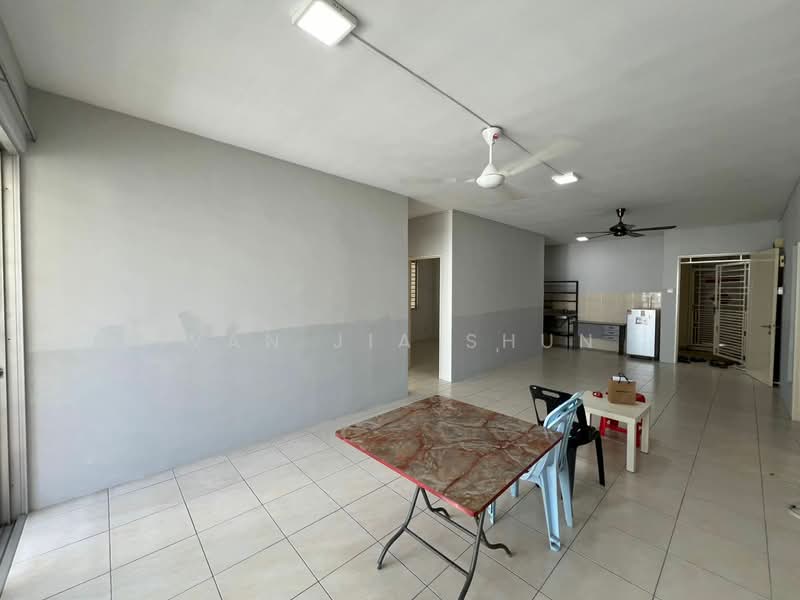 Condominium for Rent at Platinum Lake PV 13 - Wan Jia Shun - Living Room - PropertyGuru.com.my