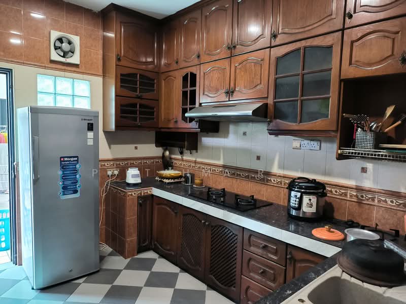 Seksyen 11 Shah Alam untuk Untuk Dijual - RM 2,650,000, Mac 2026 - PropertyGuru.com.my