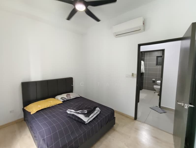 The Henge untuk Untuk Disewa - RM 2,099 /bulan, Mac 2026 - Bedroom - PropertyGuru.com.my