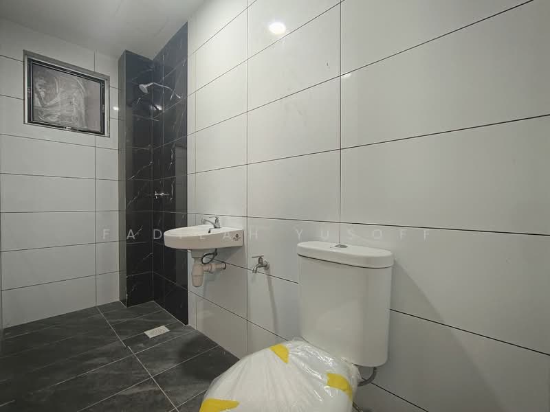 Vista Sungai Ramal untuk Untuk Dijual - RM 321,000, Mac 2026 - Bathroom - PropertyGuru.com.my
