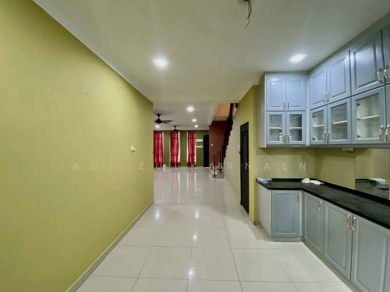 2-storey Terraced House for Sale in Kajang (Selangor) - Adi Zulkarnaen - Kitchen - PropertyGuru.com.my